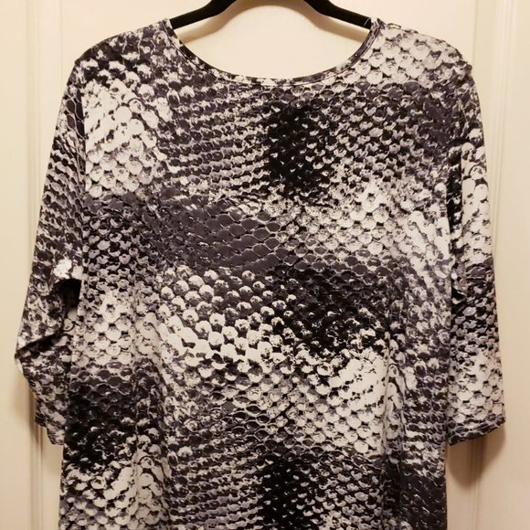 Diane Kennedy - Tee-Shirt - Picture 4 of 7